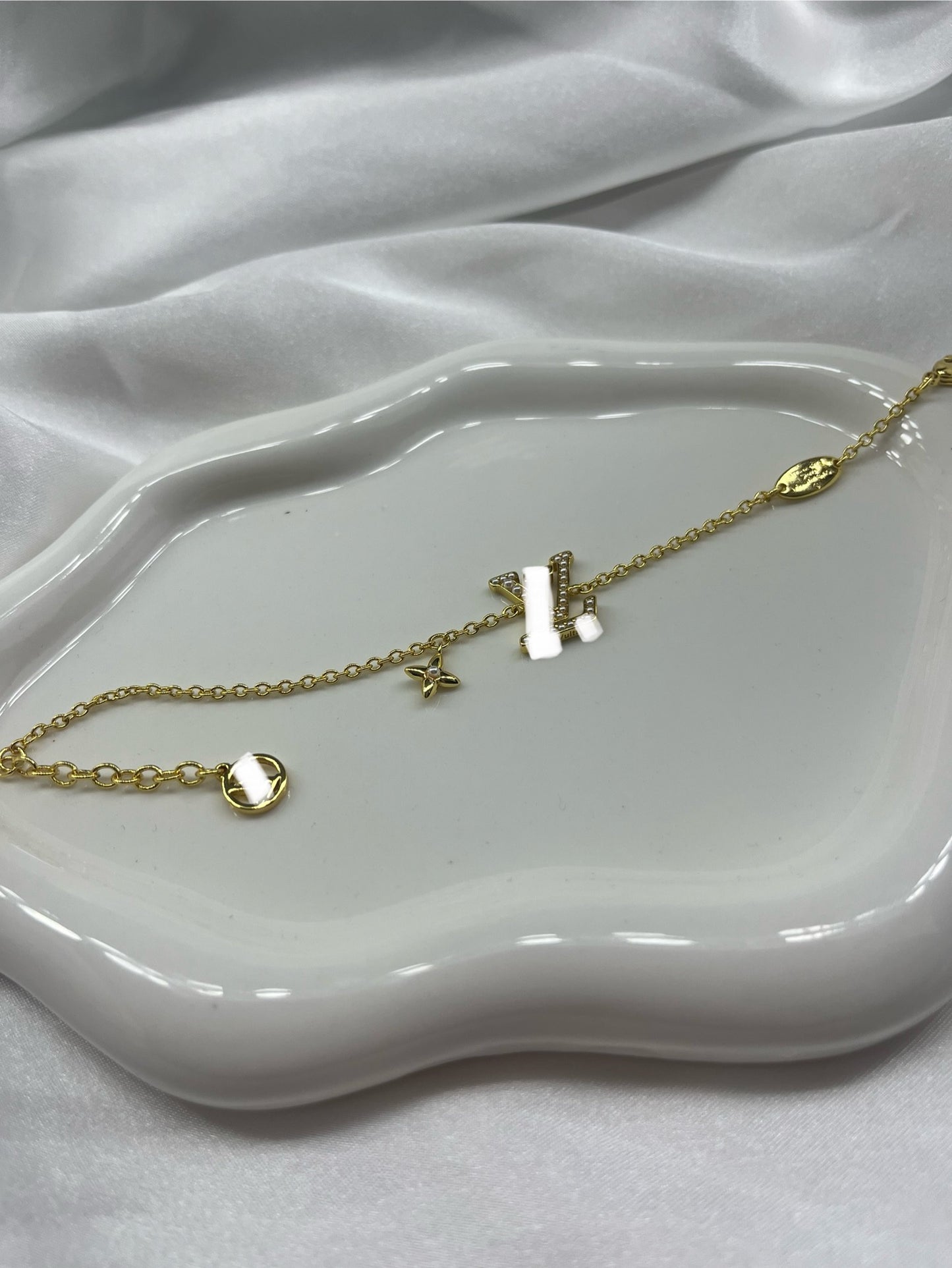 Gold Pearl luvu clover bracelet