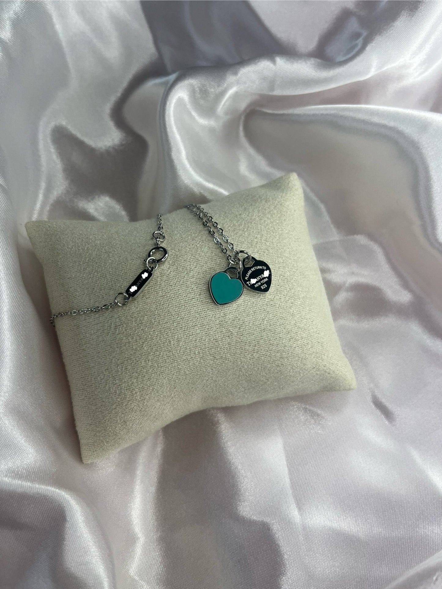 Silver double heart tiffnecklace