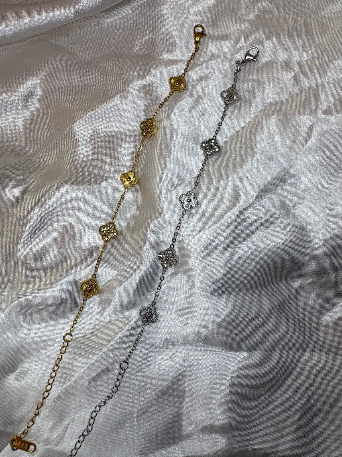 Mini dainty Clover Gold or Silver Diamanté Bracelet