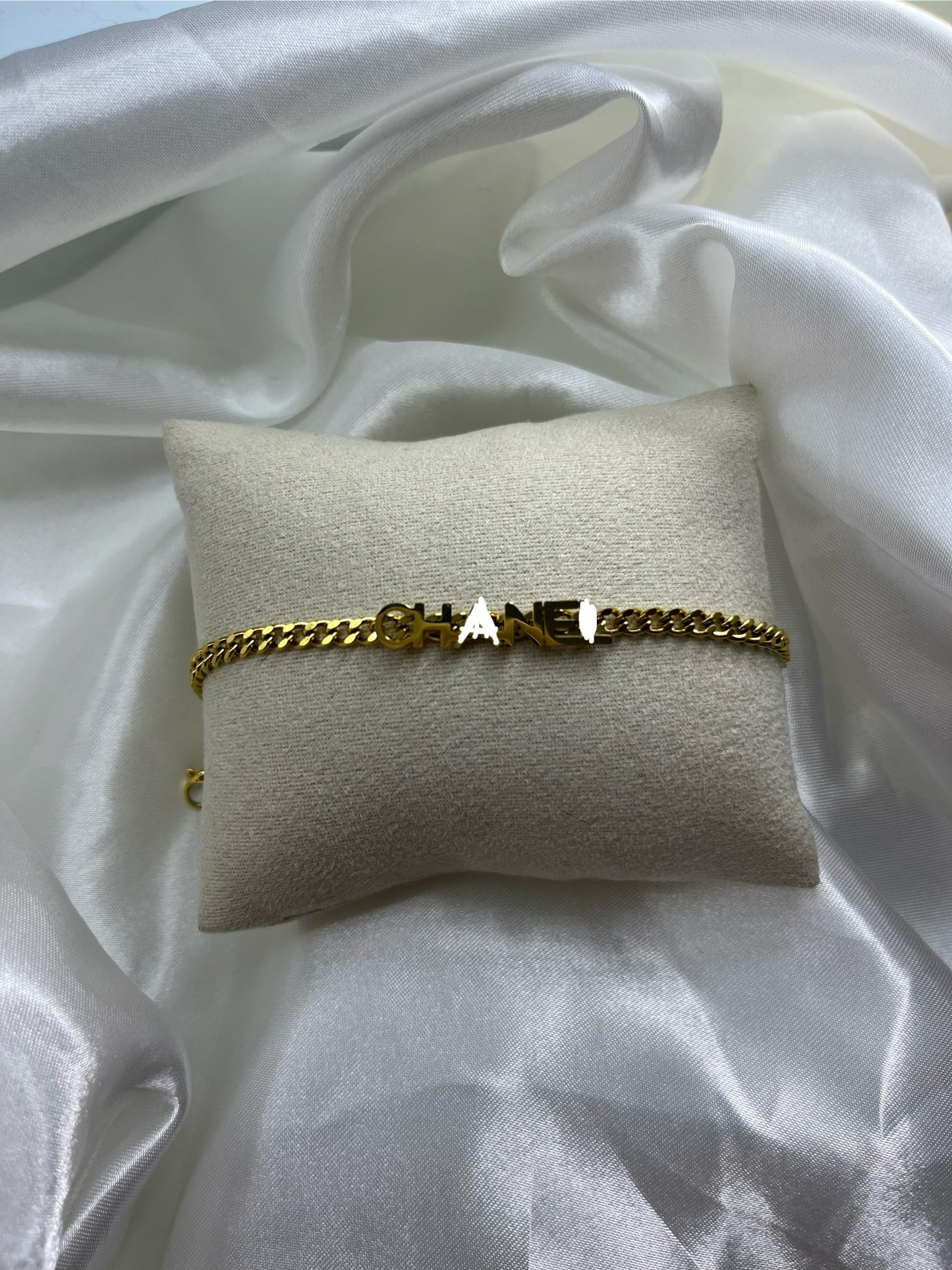 Gold chain cece bracelet
