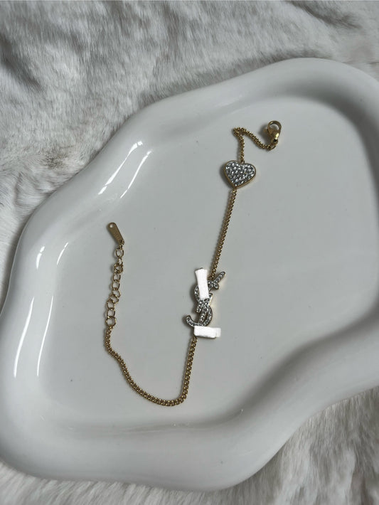 Gold diamanté heart yves bracelet