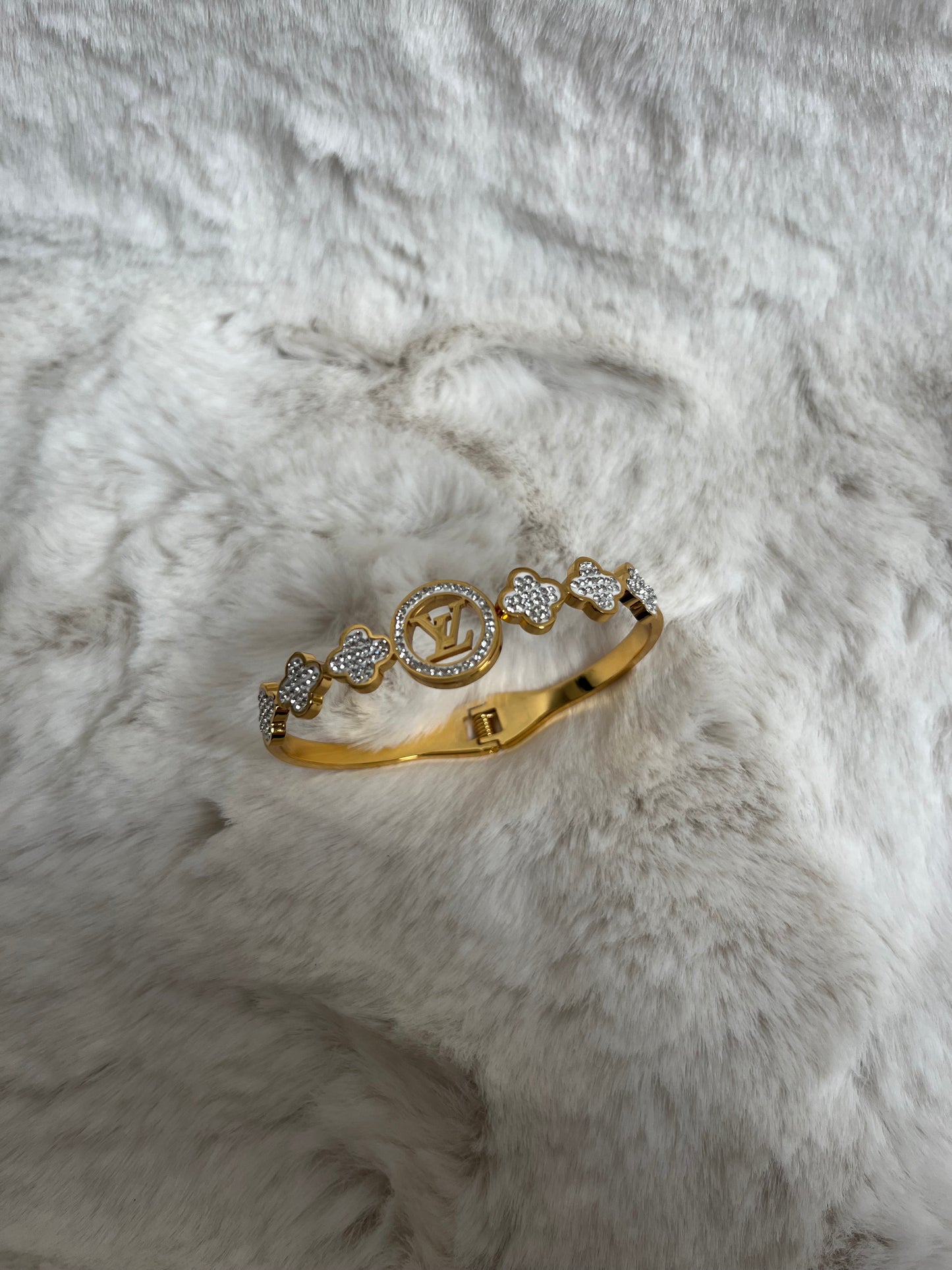 Gold clover diamanté luvu bangle