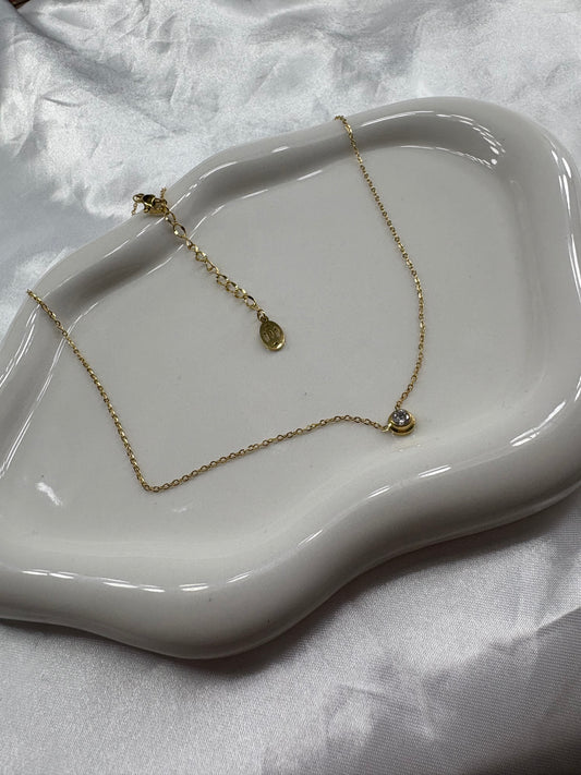 Gold diamond circle Cart Necklace