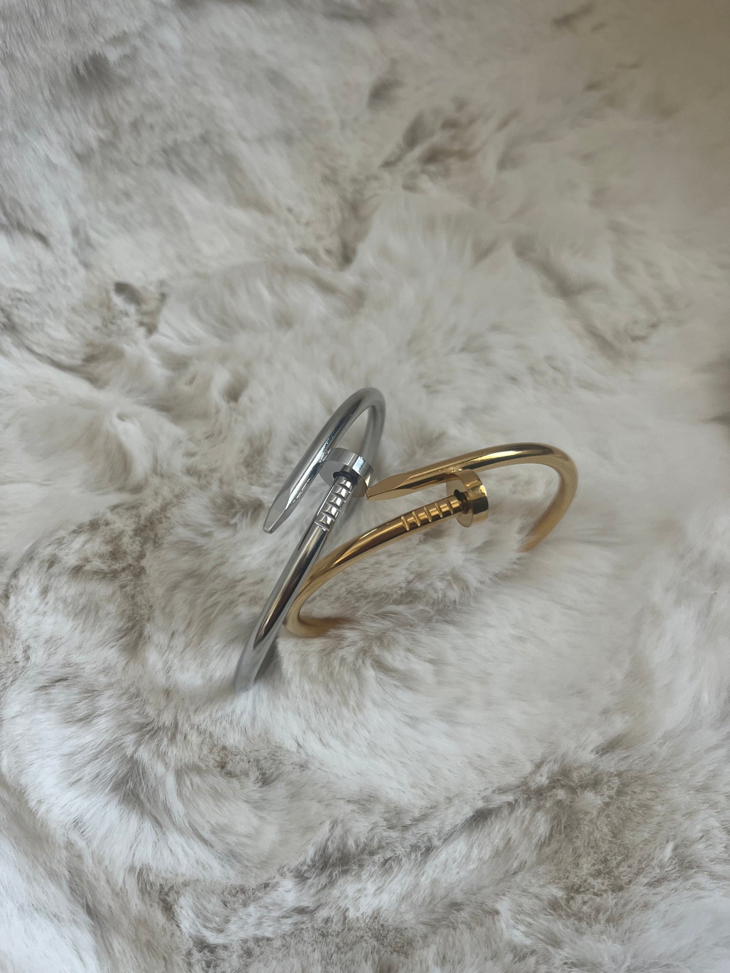 Gold or silver nail open bangle
