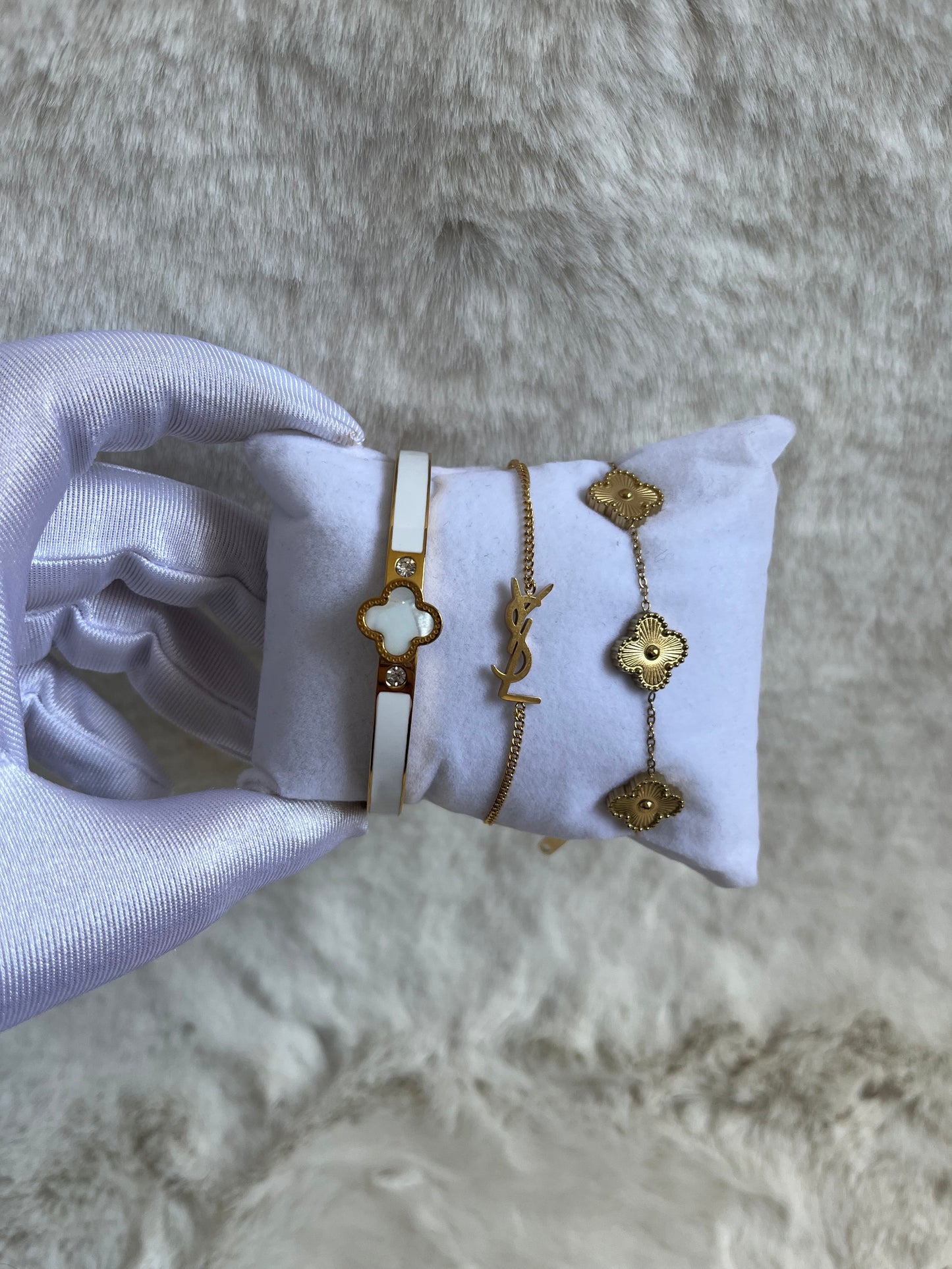 Gold white Clover Bracelet stack