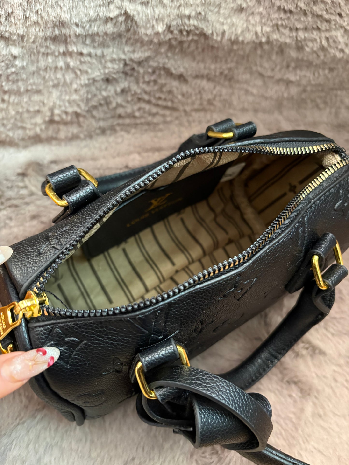 Gold black Luvu cross/handbag