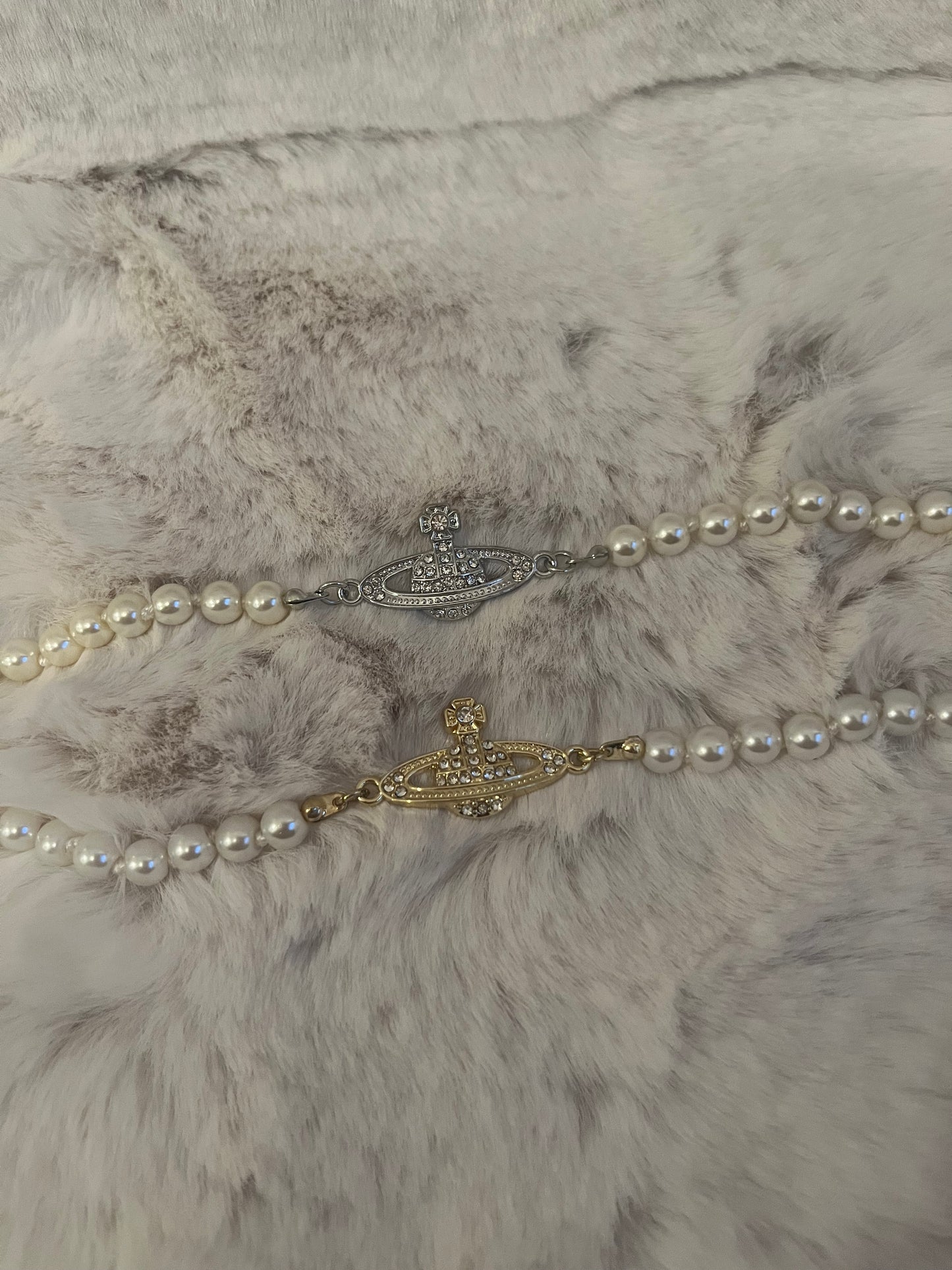 Gold or silver pearl diamanté planet bracelet