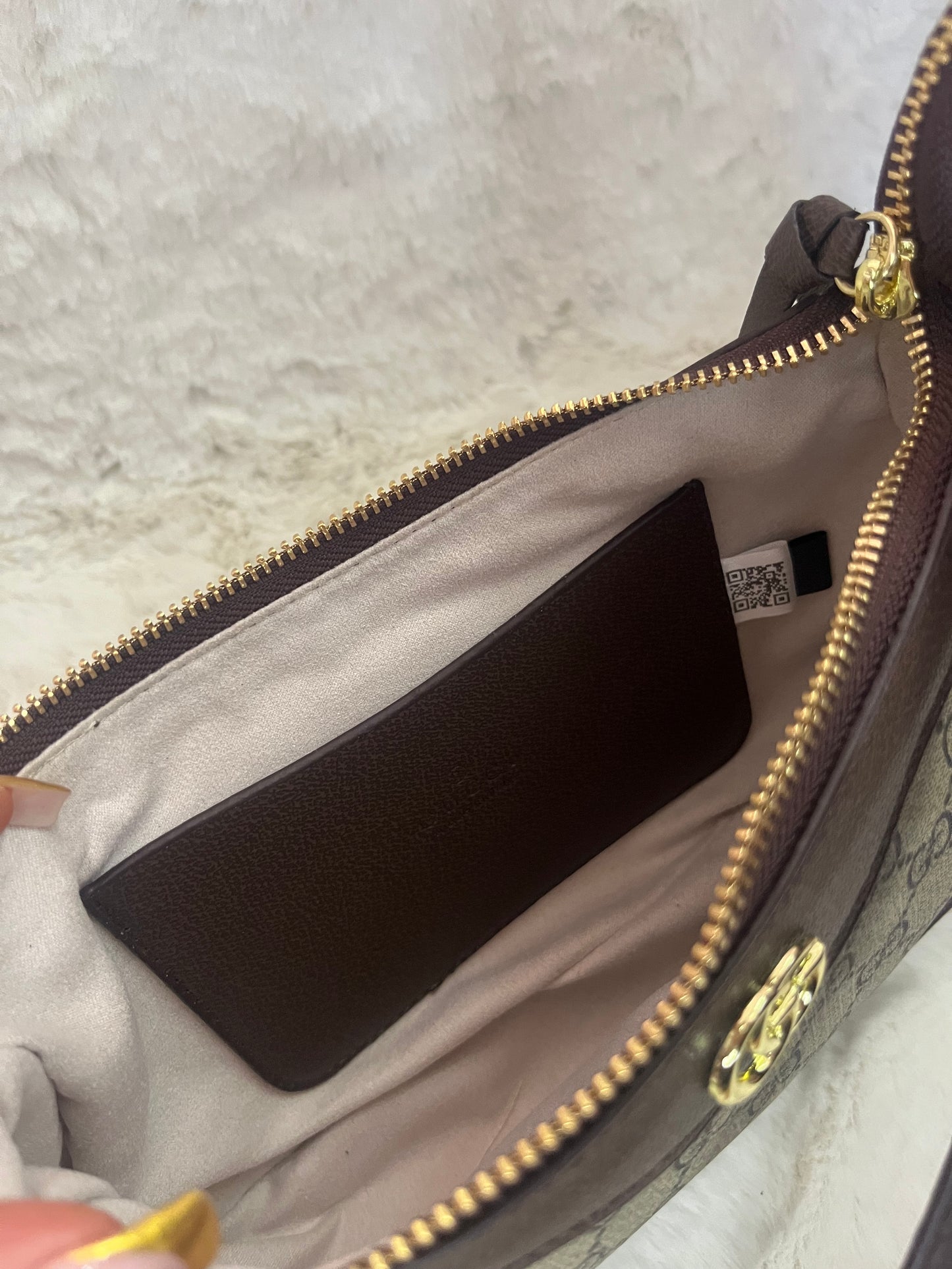 Brown shoulder bag