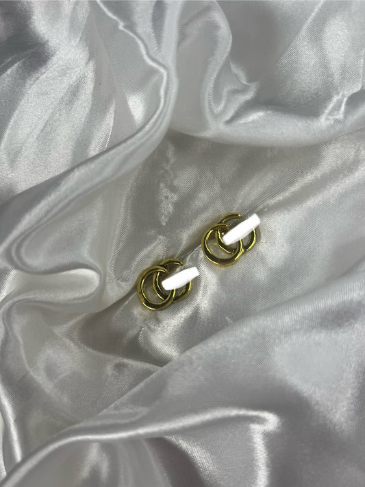 Gold Gugu plain earrings