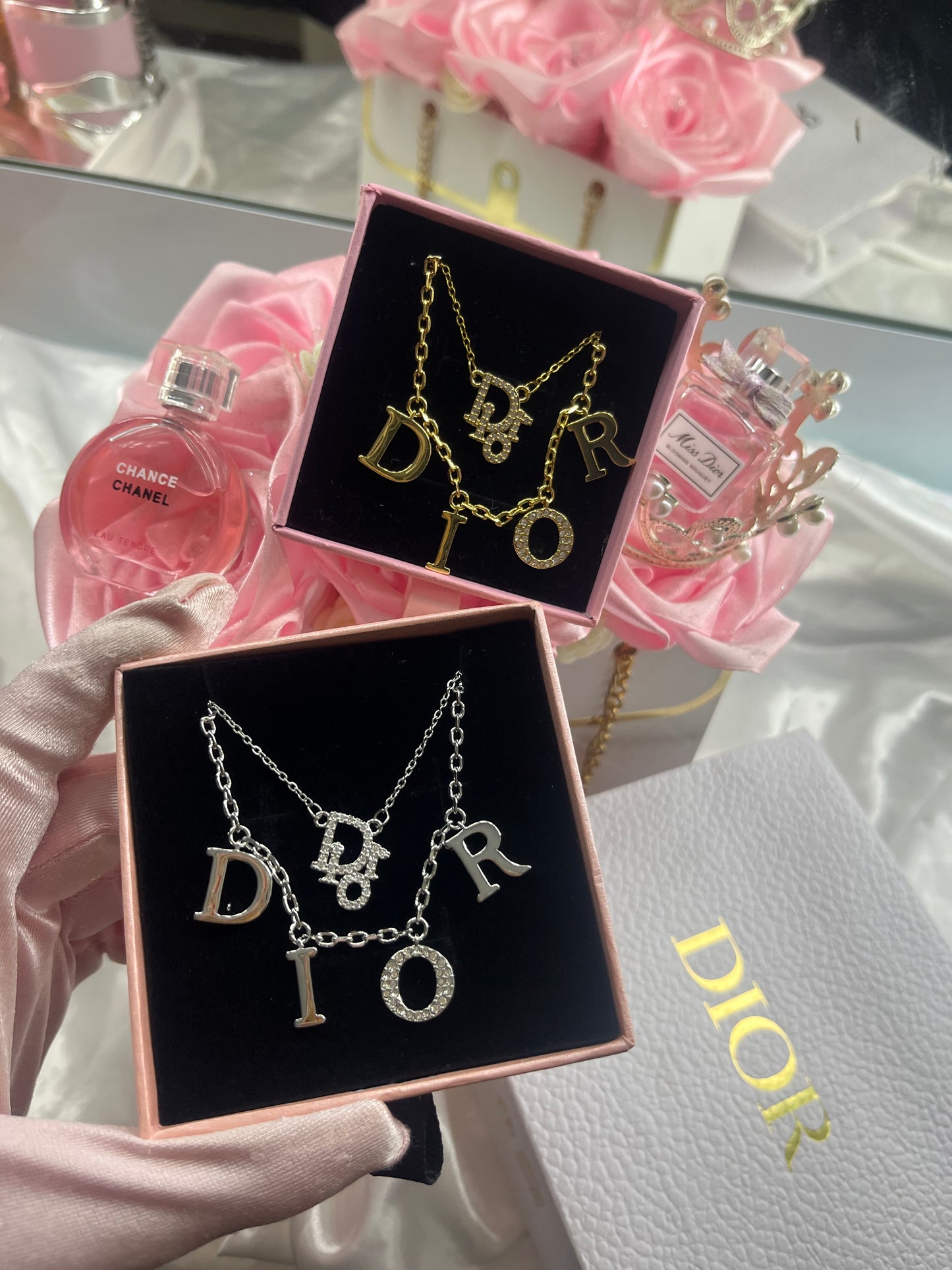 Gold or silver diamanté DD Duo necklace set