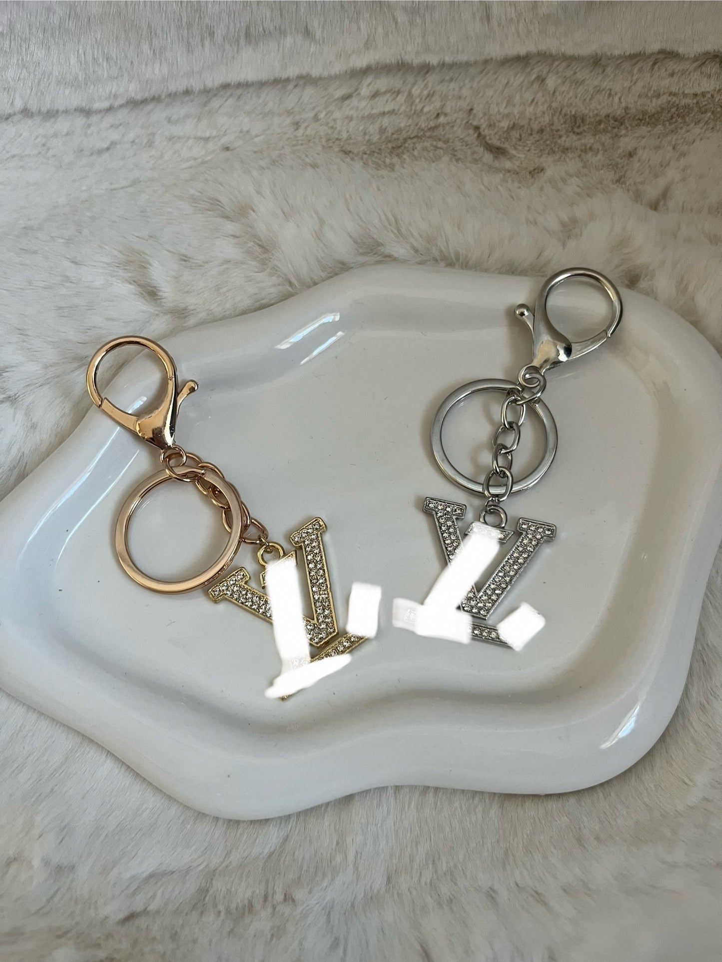 Gold or silver diamanté luvu key chain