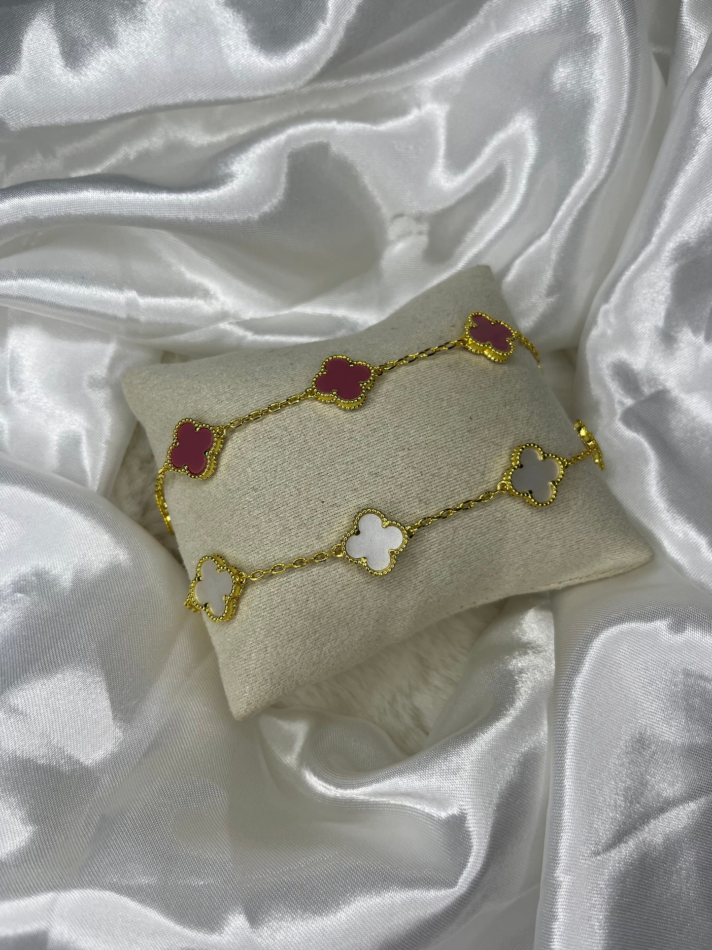Gold pink or white clover bracelet