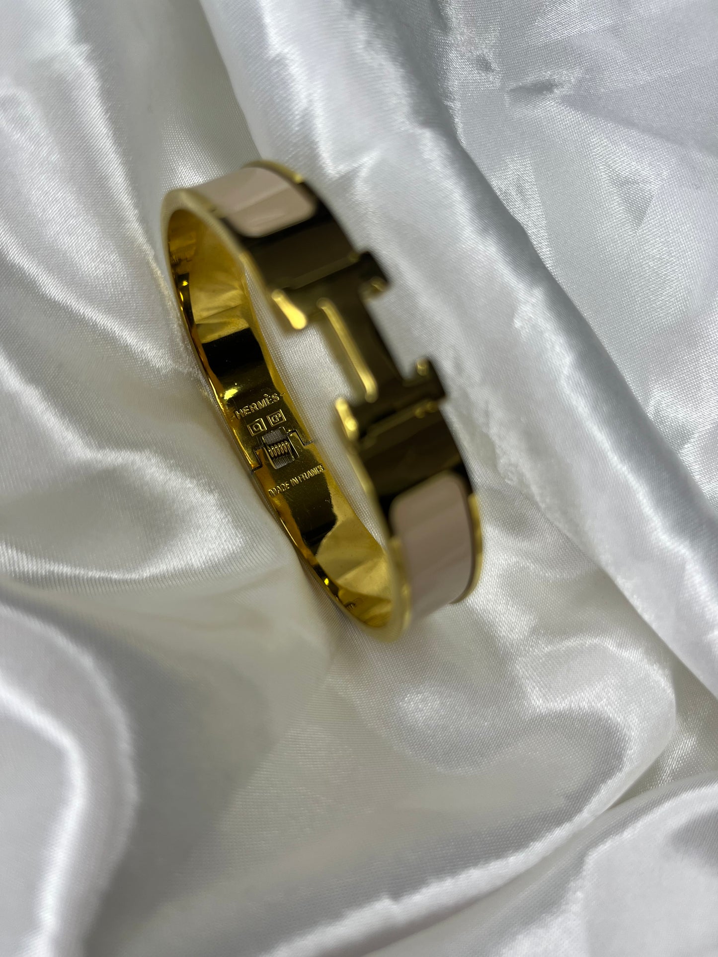Gold nude letter H bangle