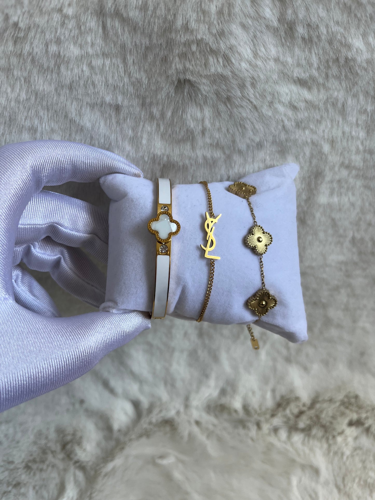 Gold white Clover Bracelet stack