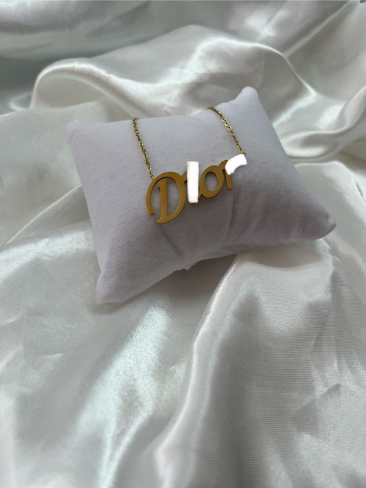 Gold fancy letter DD plain necklace