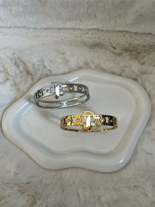 Gold or silver diamond DD bangle
