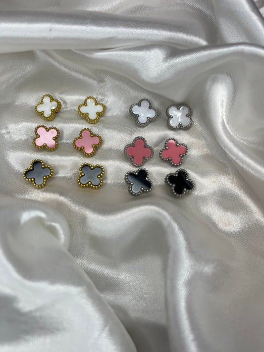 Gold or silver colour clover earrings