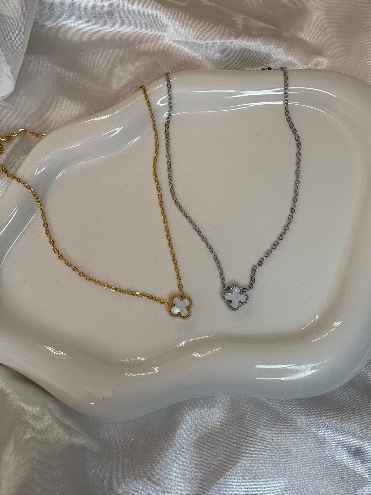 Silver or gold white clover mini necklace