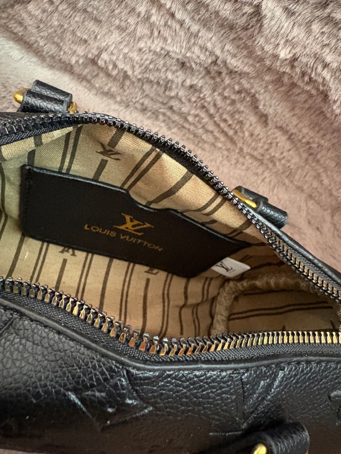 Gold black Luvu cross/handbag