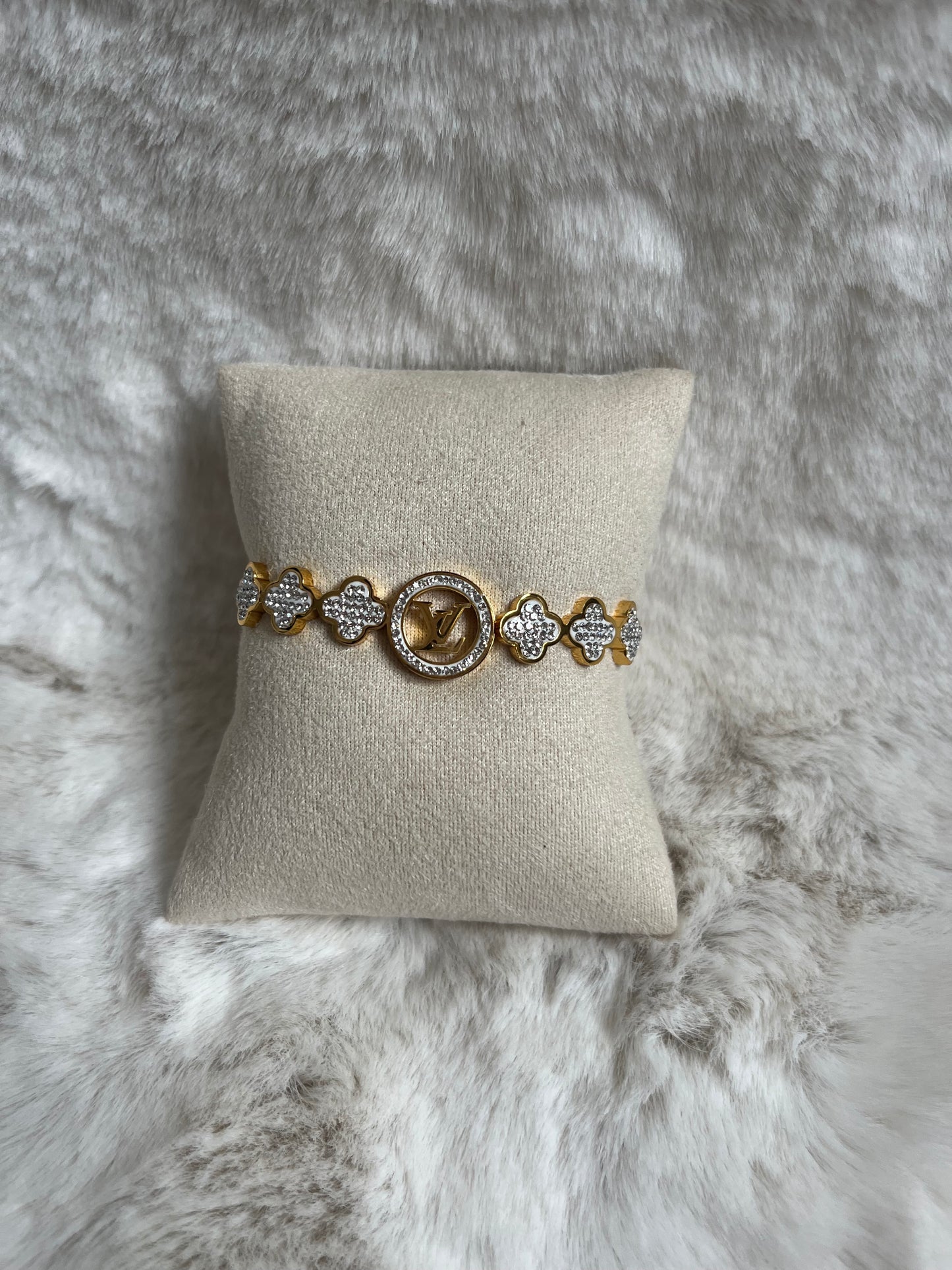 Gold clover diamanté luvu bangle