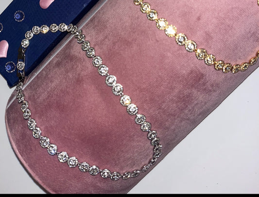 Gold or silver Angel tennis necklace